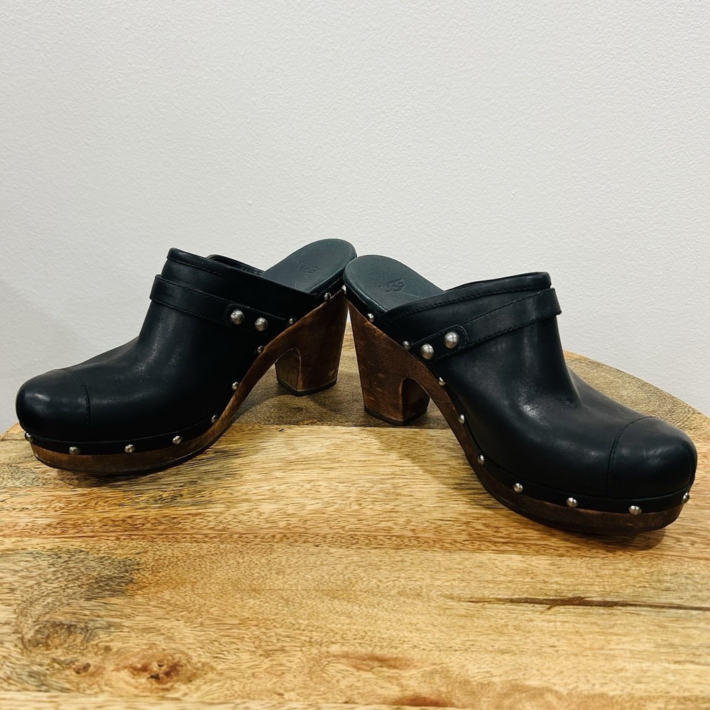Ugg Clogs Women's Size 9  Black Leather Sherpa 4" Heel Studded Boho Platform